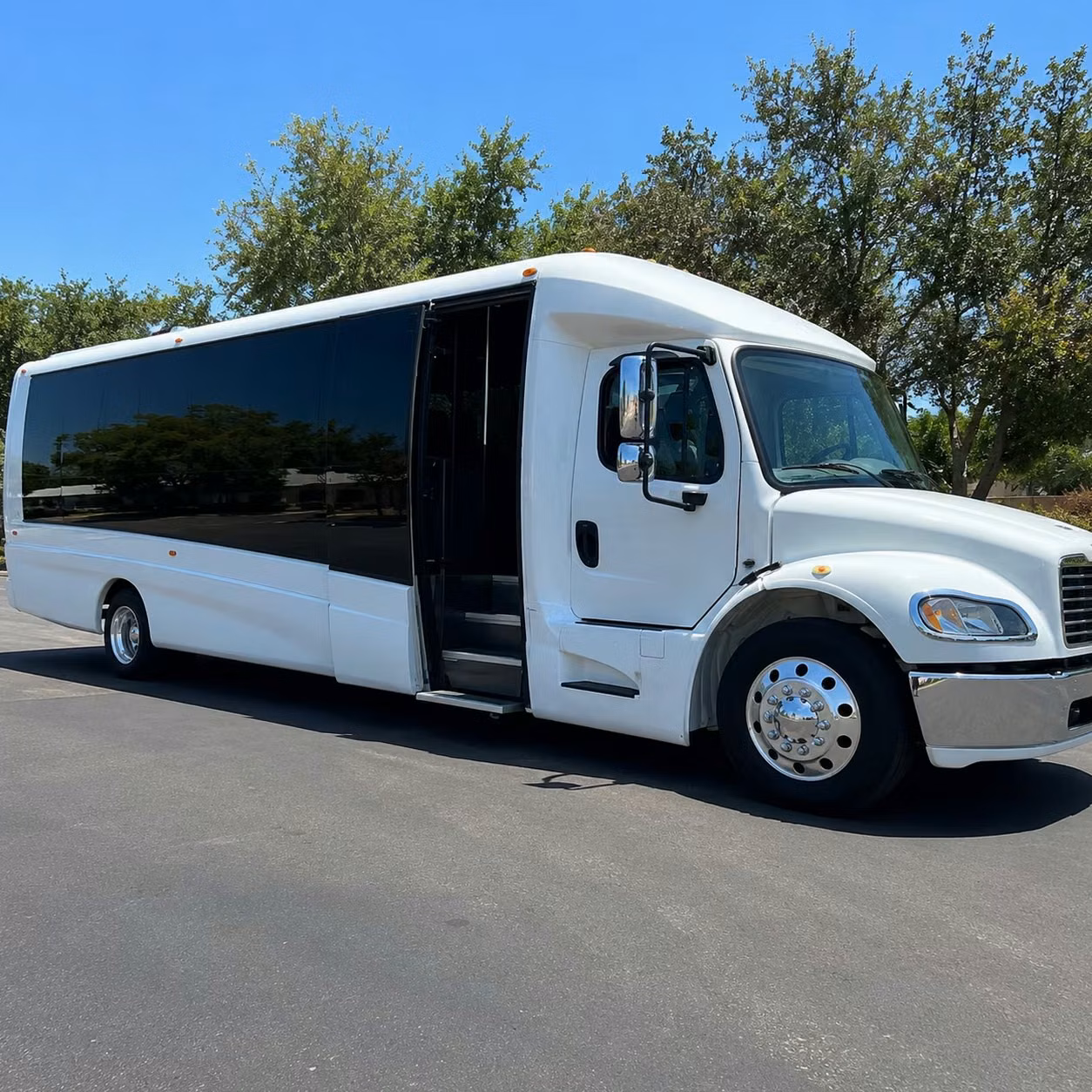 18 passenger minibus