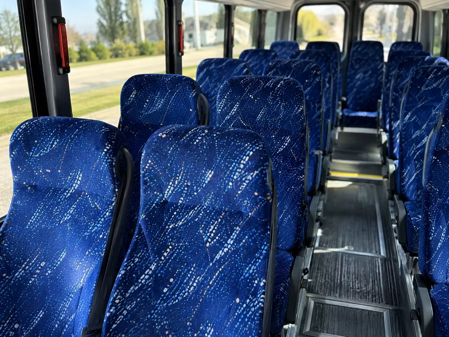 minibus rentals for smaller prom groups in palm beach gardens
